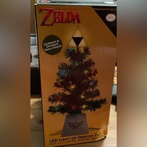 Ninetendo:Zelda LED light up desk top mini Christmas tree usb power charger.